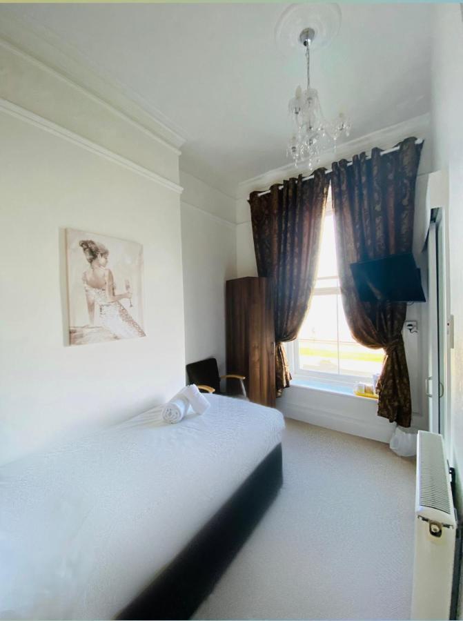 Four Oaks Hotel Llandudno Eksteriør bilde